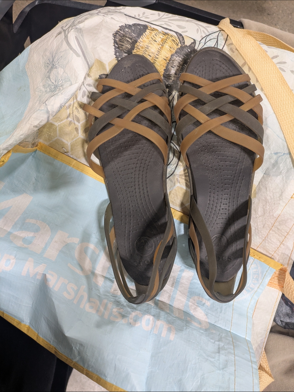 CROCS Women's Size 8 Olive and Brown Strappy Slingback Sandals